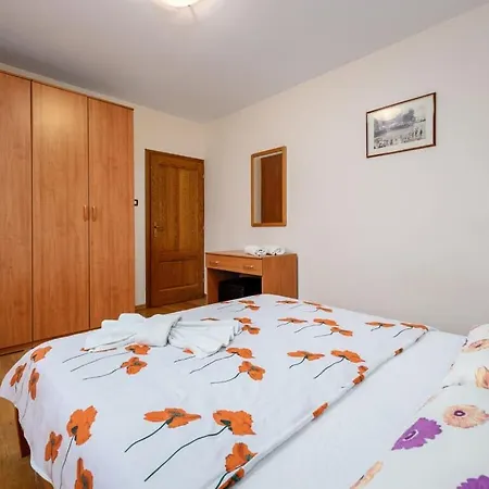 Gulic 1 Comfortable * Porec