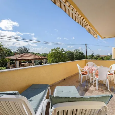 Gulic 1 Comfortable Holiday home