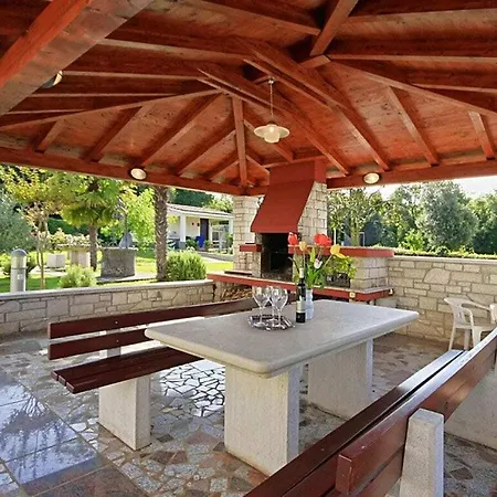 Gulic 1 Comfortable Holiday home *