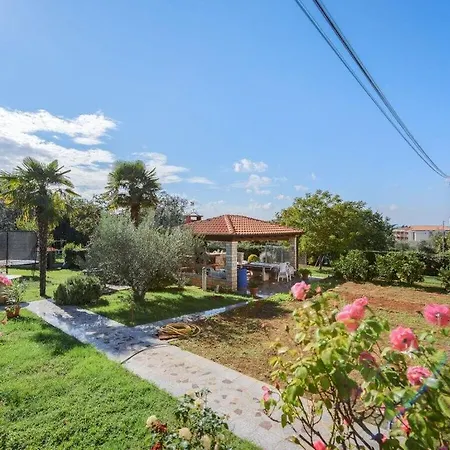 Gulic 1 Comfortable Holiday home *